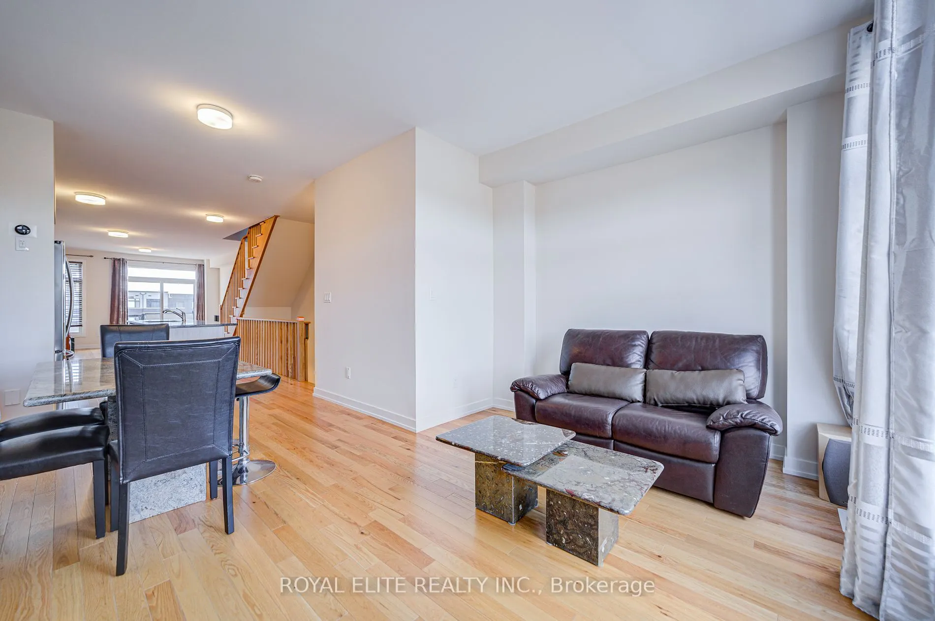 2656 Castlegate Crossing