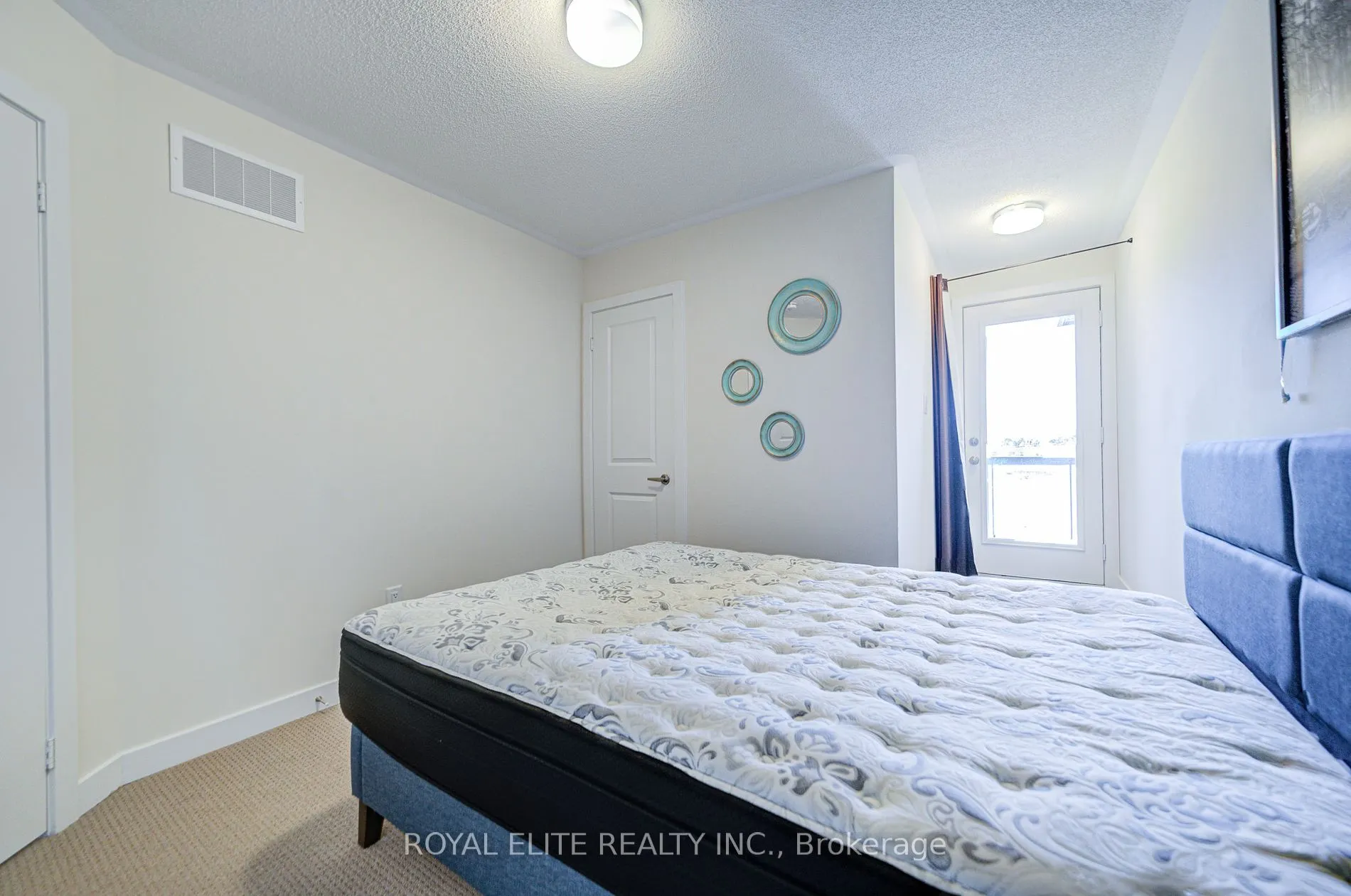 2656 Castlegate Crossing