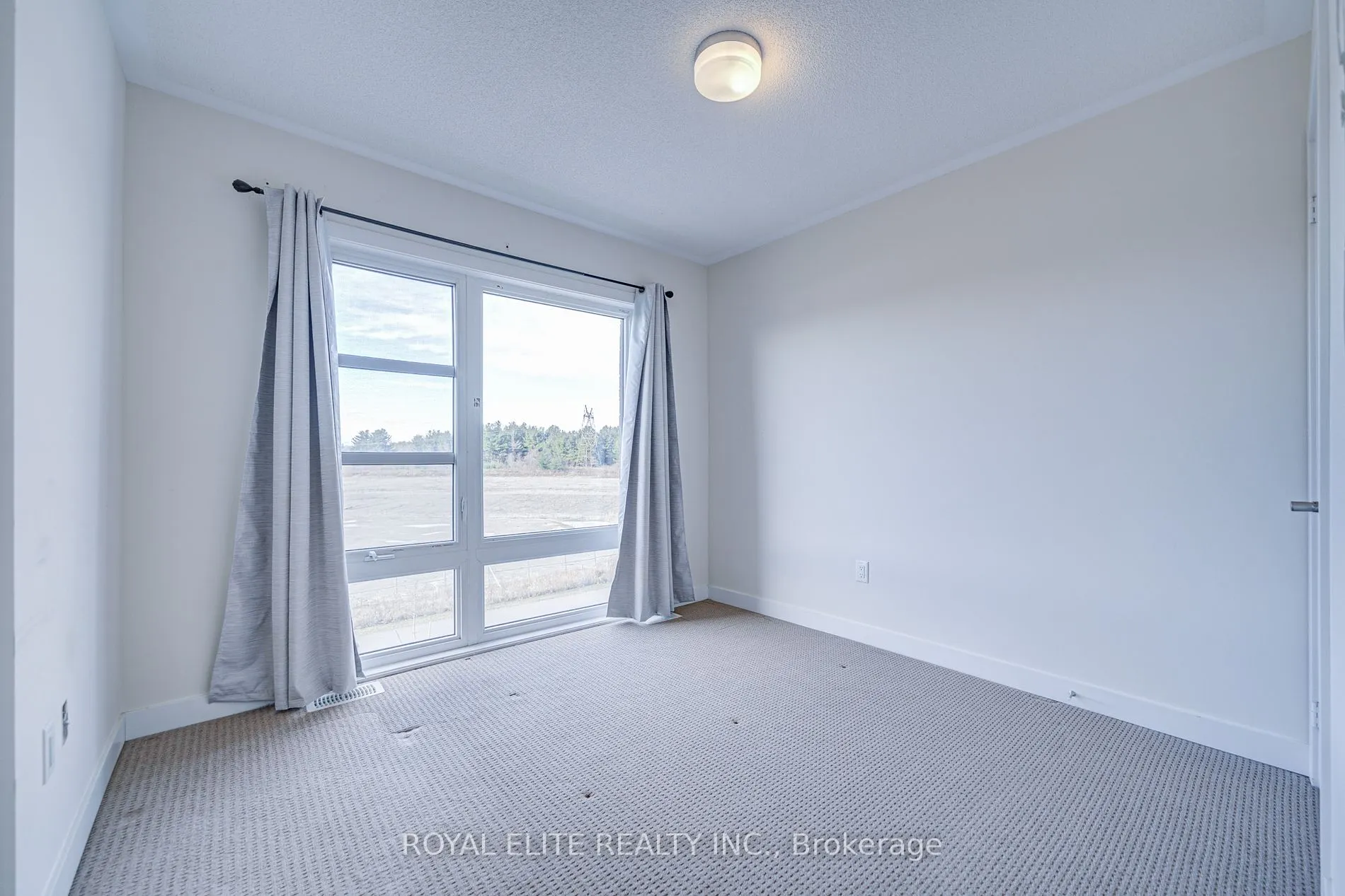 2656 Castlegate Crossing