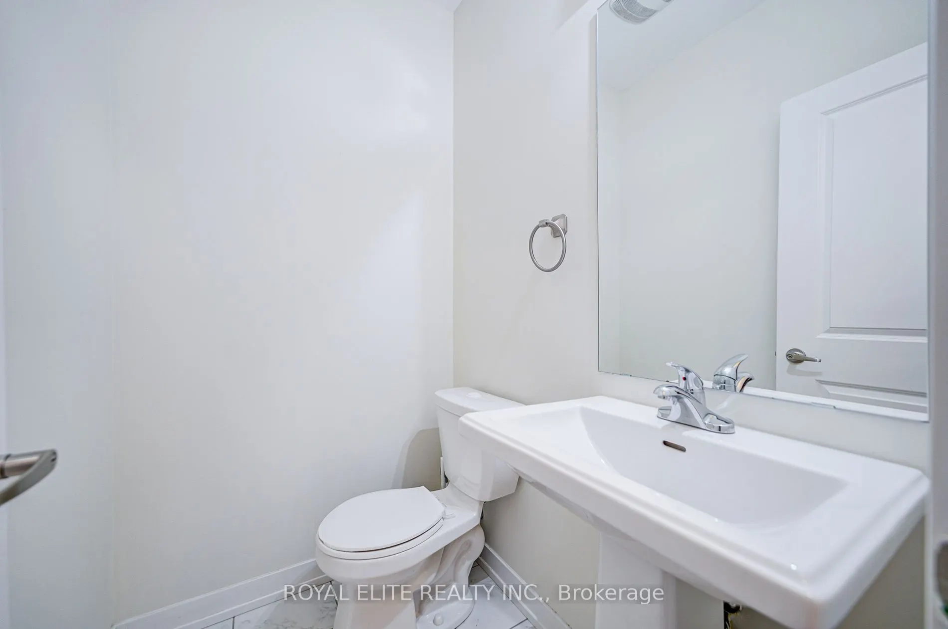 2656 Castlegate Crossing