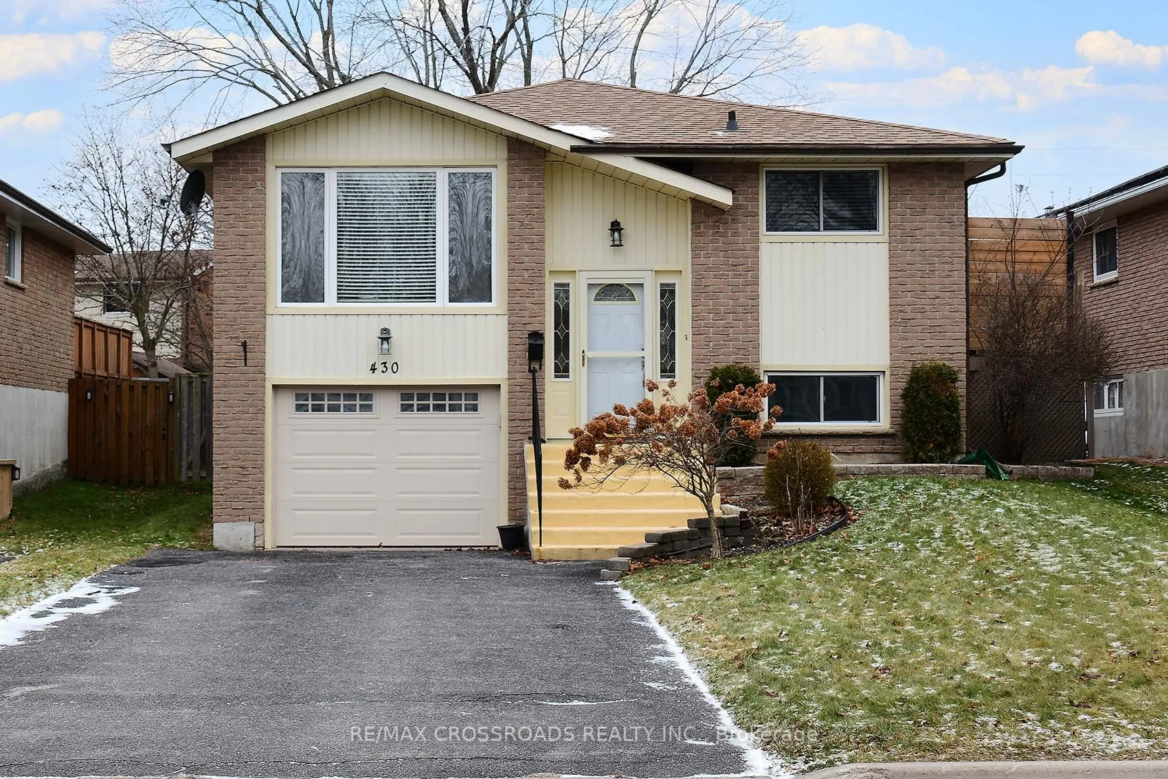 430 Paddington Cres