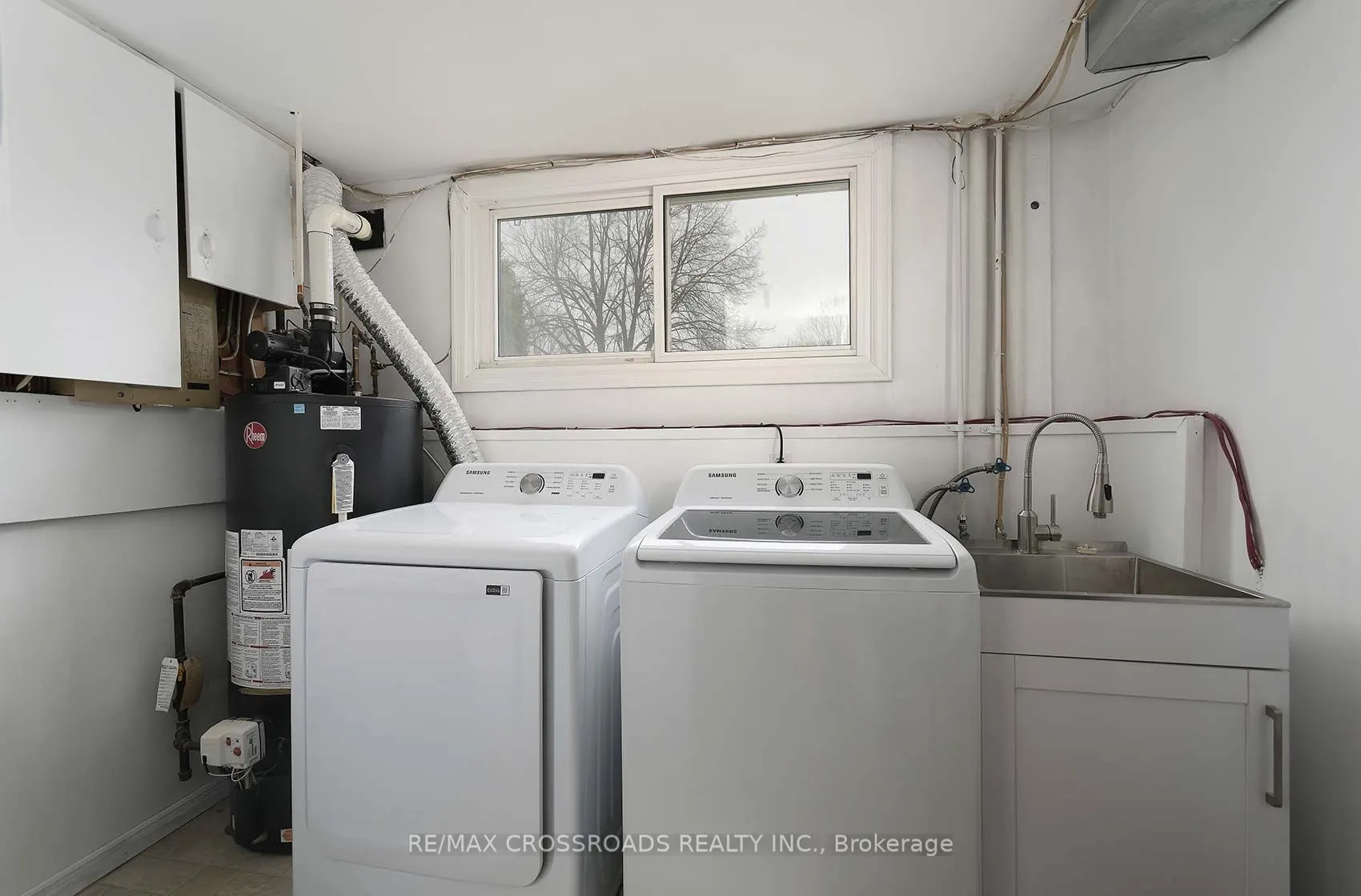 430 Paddington Cres