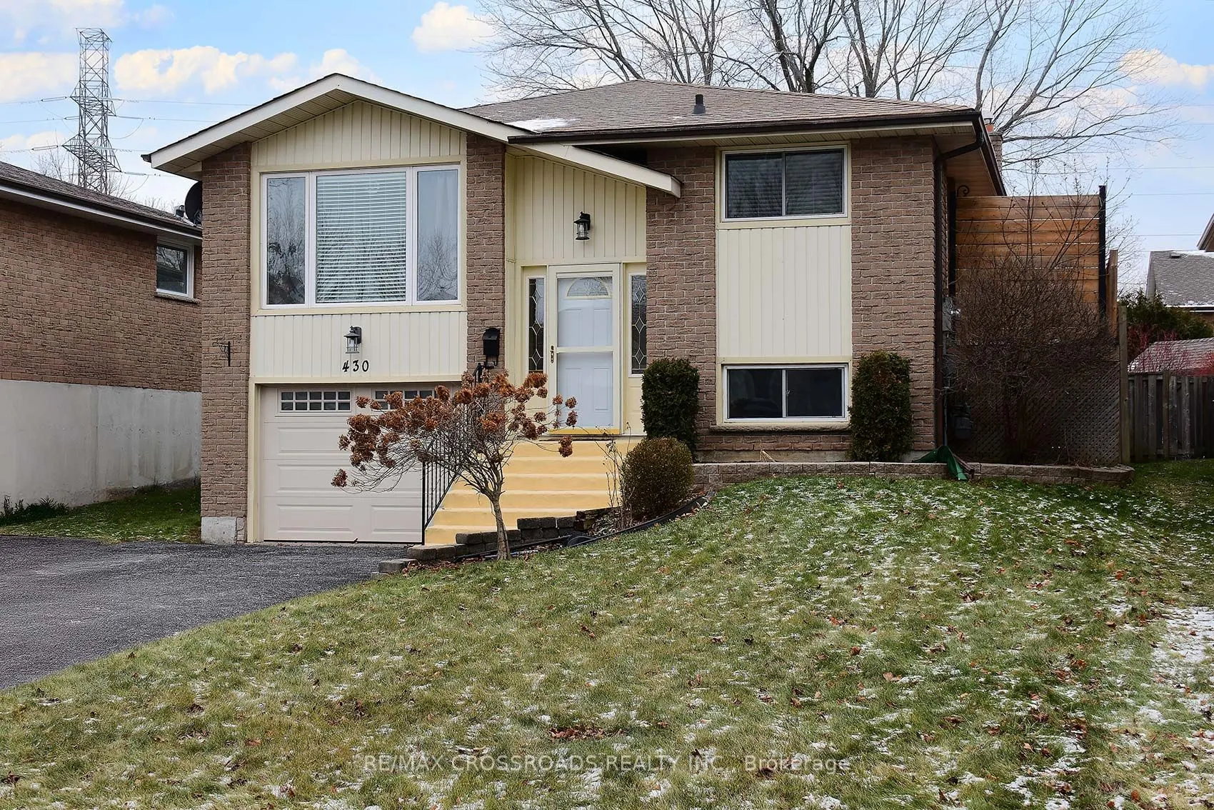 430 Paddington Cres