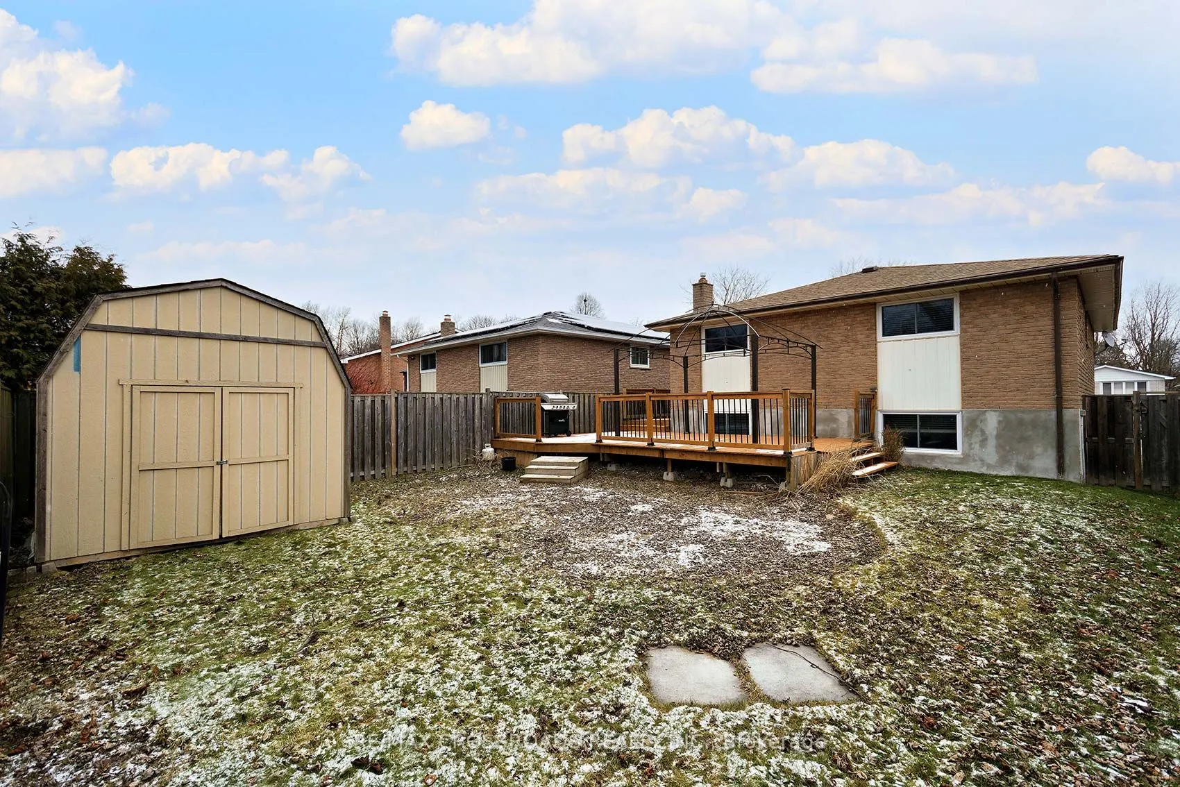 430 Paddington Cres