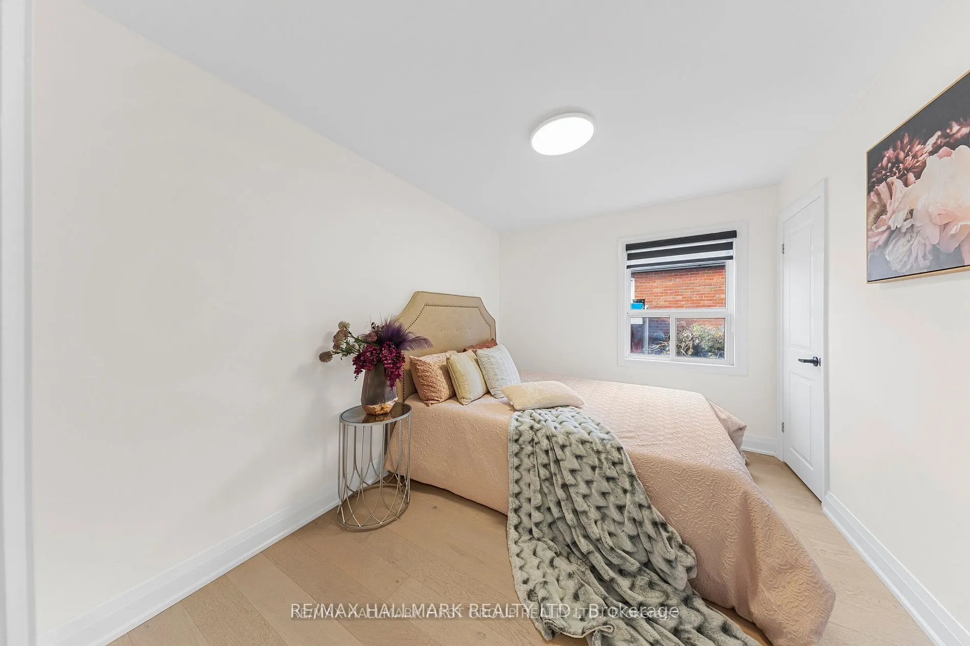 100 Foxridge Dr, #Upper