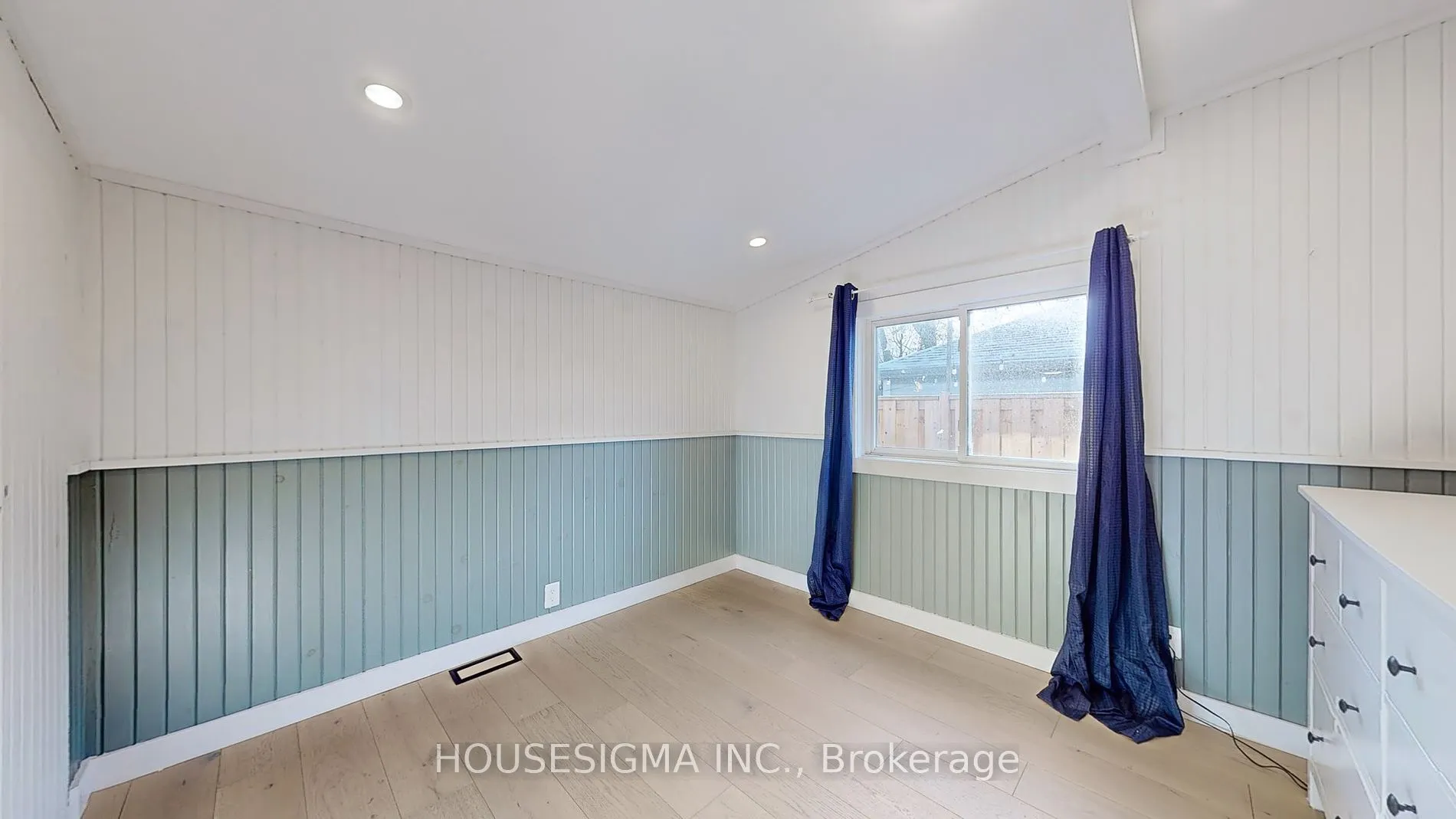 745 Marksbury Rd