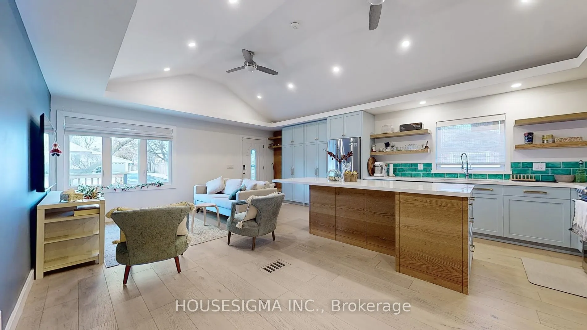 745 Marksbury Rd