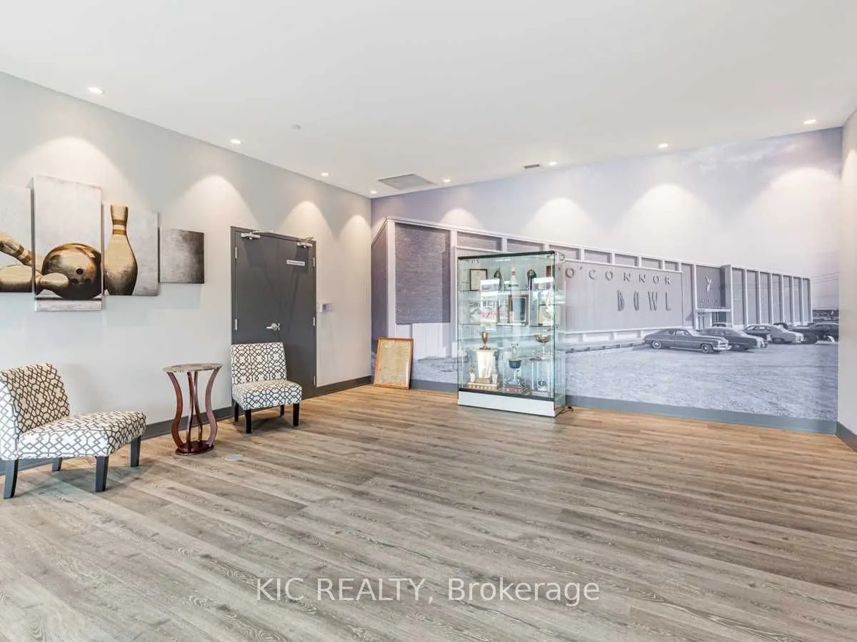 1401 O'Connor Dr, #221