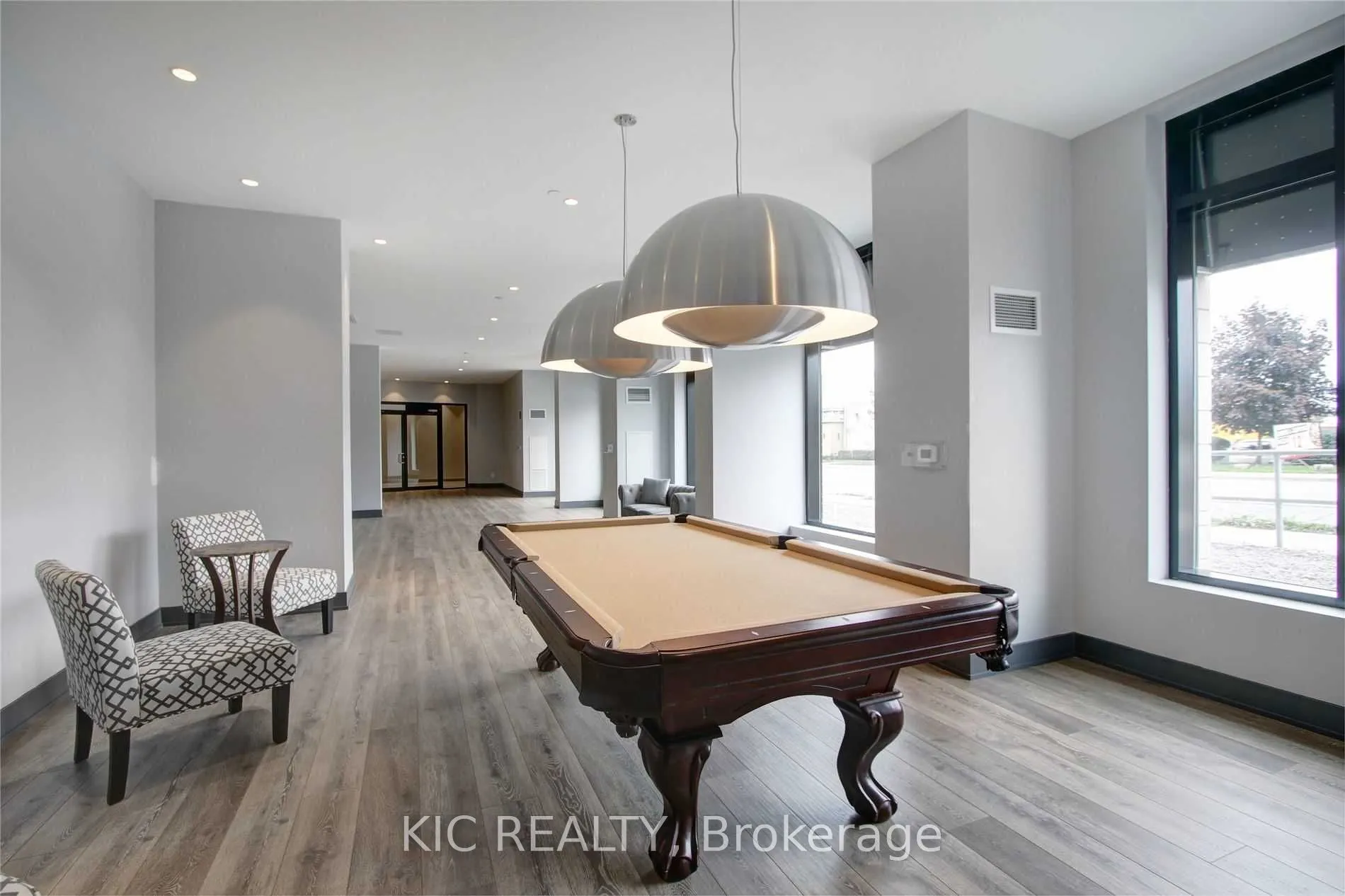 1401 O'Connor Dr, #221