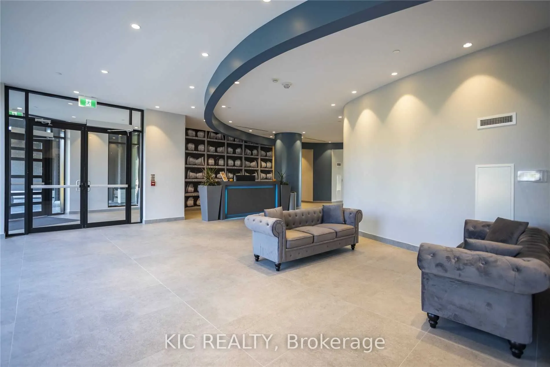 1401 O'Connor Dr, #221