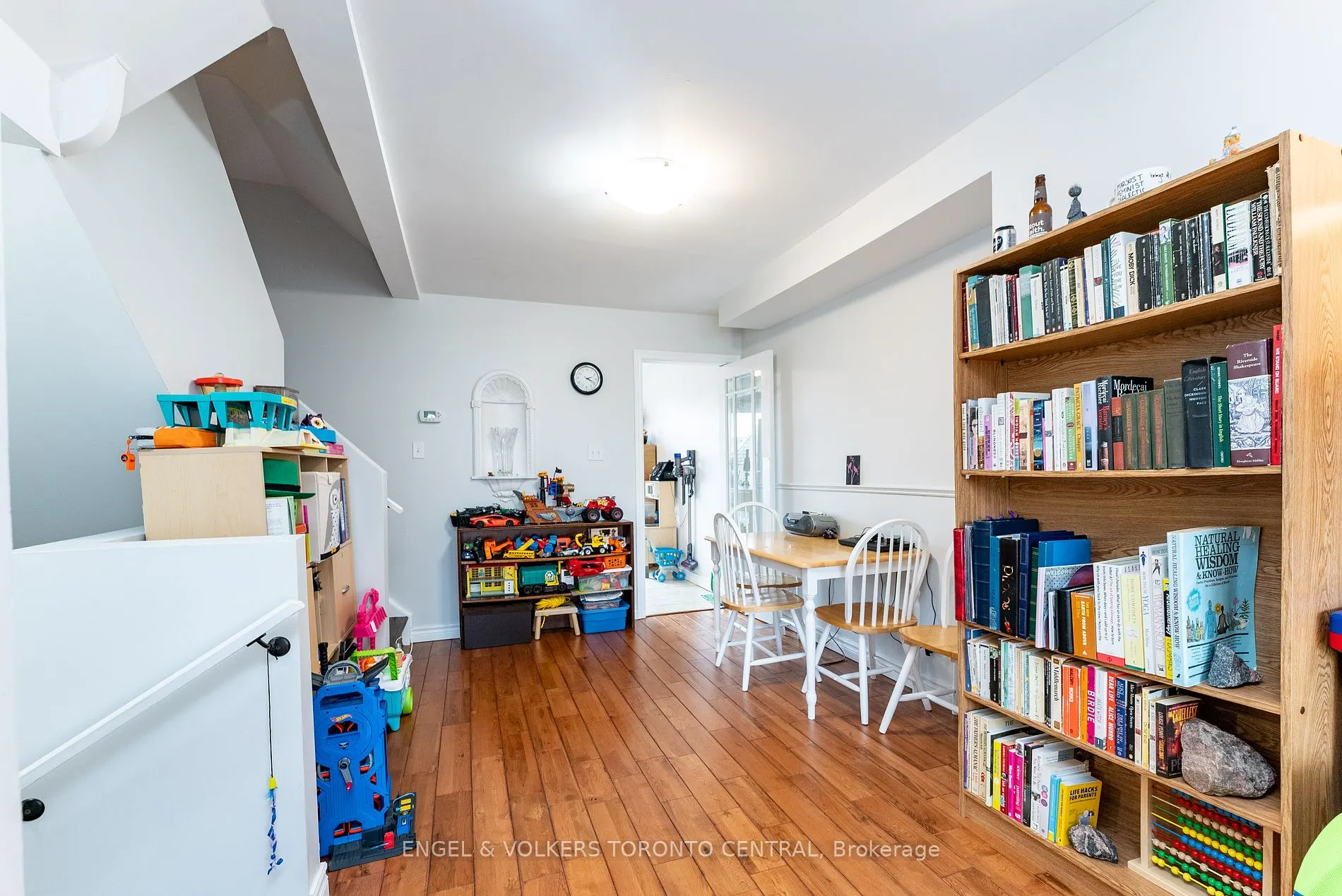 6 Cumberland Lane, #3