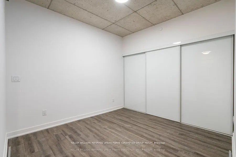 665 Queen St E, #213