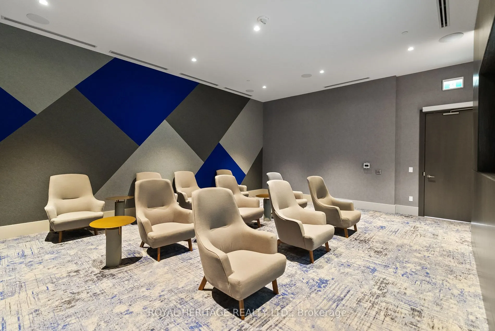 2550 Simcoe St N, #2509