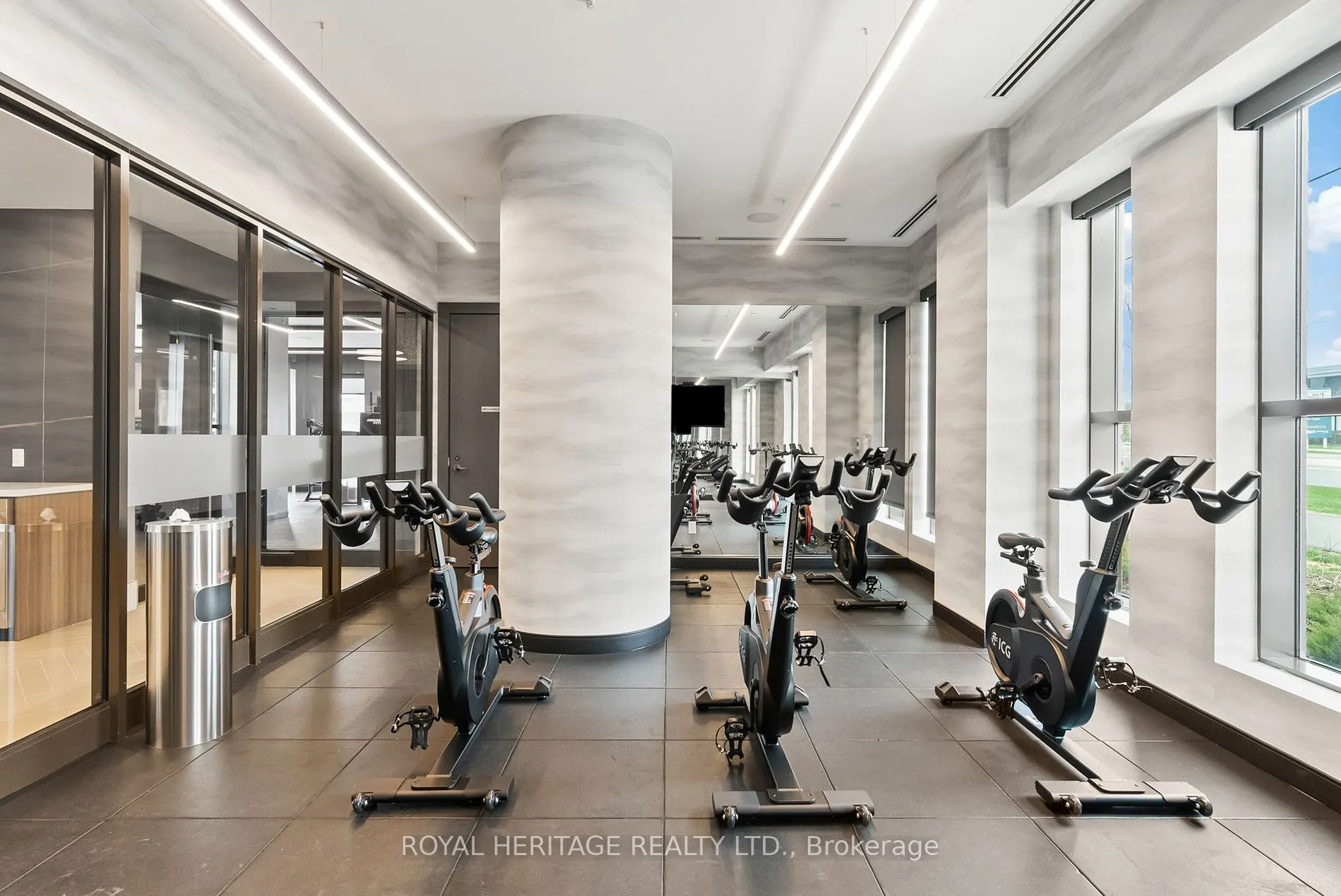 2550 Simcoe St N, #2509