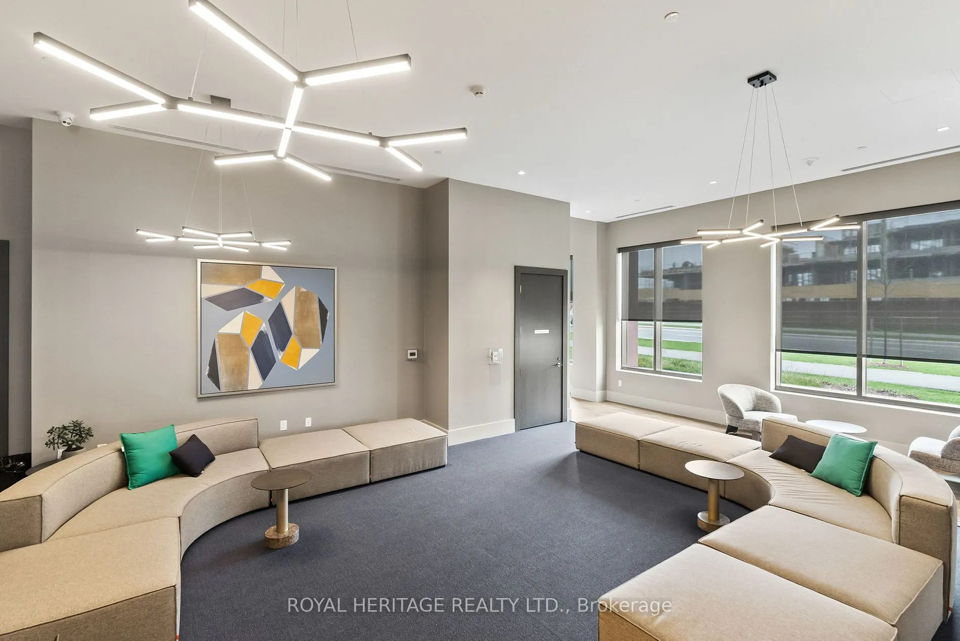 2550 Simcoe St N, #2509