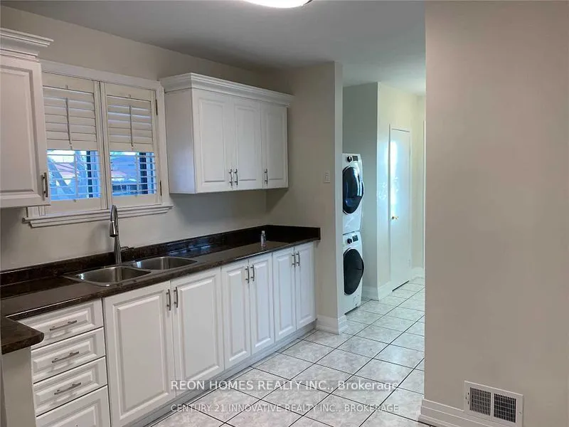 34 Citadel Dr, #(Main)