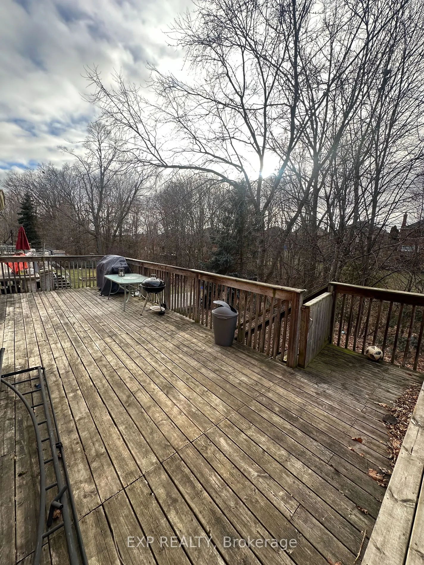 2372 Wildwood Cres