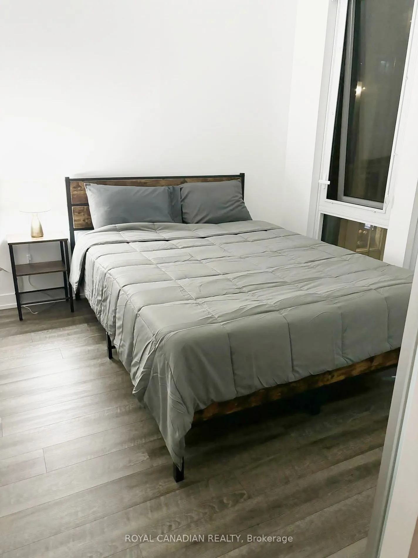 45 Baseball Pl, #403