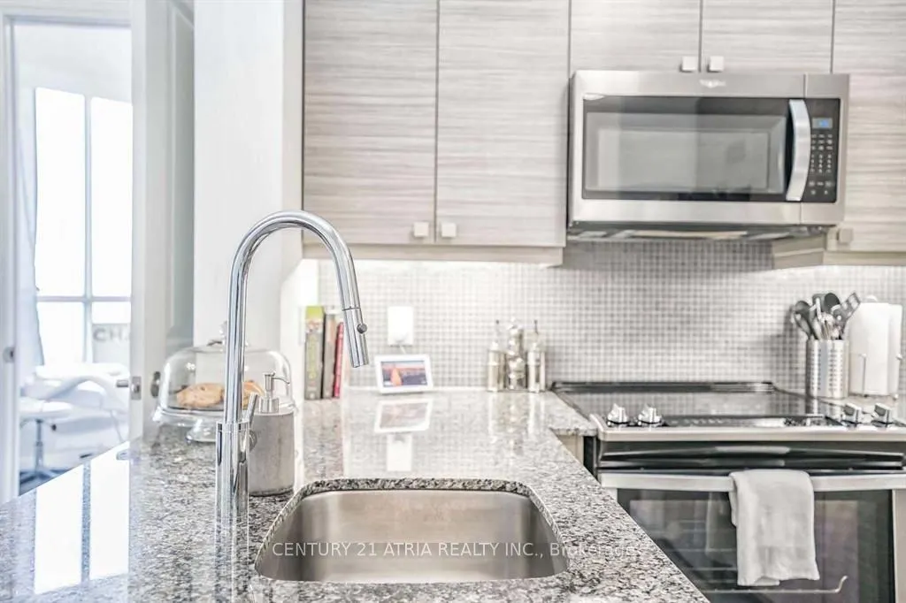 3655 kingston Road, #503