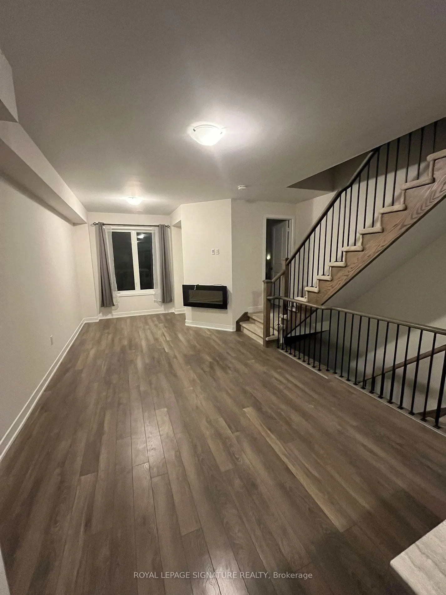 19 Donald Fleming Way