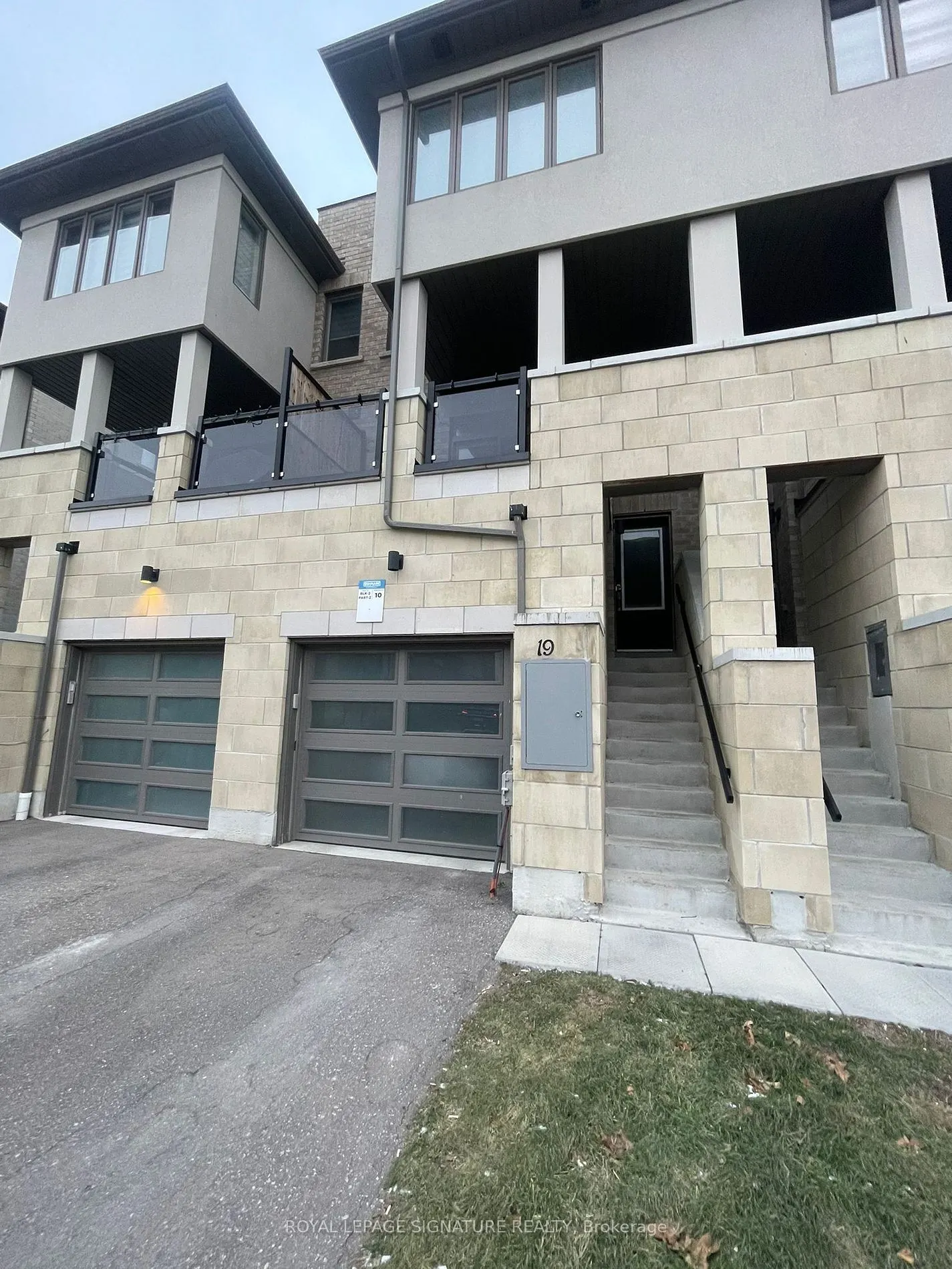 19 Donald Fleming Way