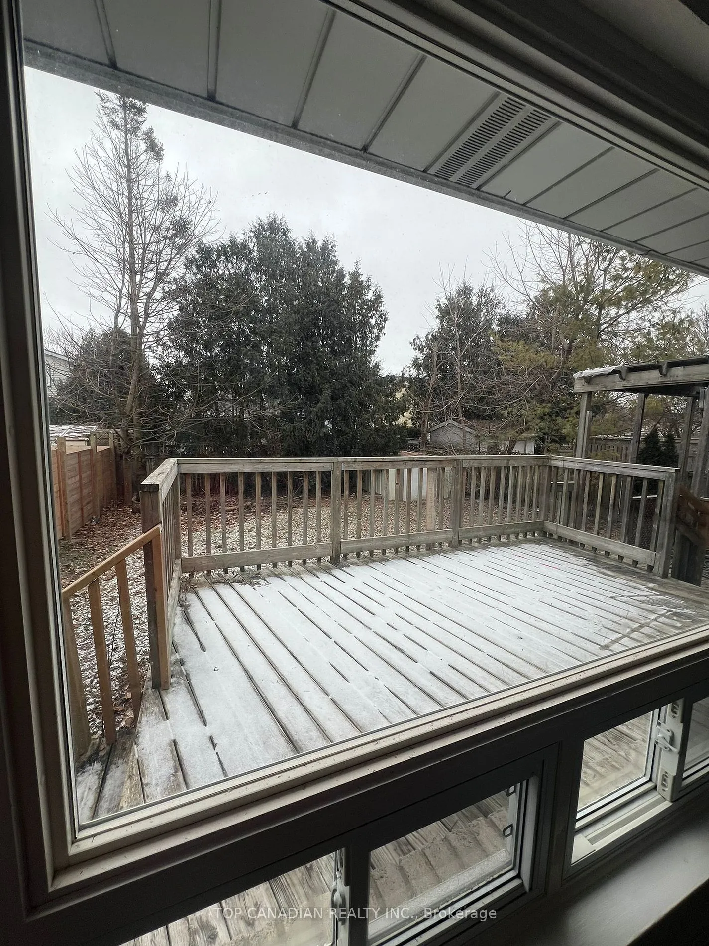 1398 Tampa Cres