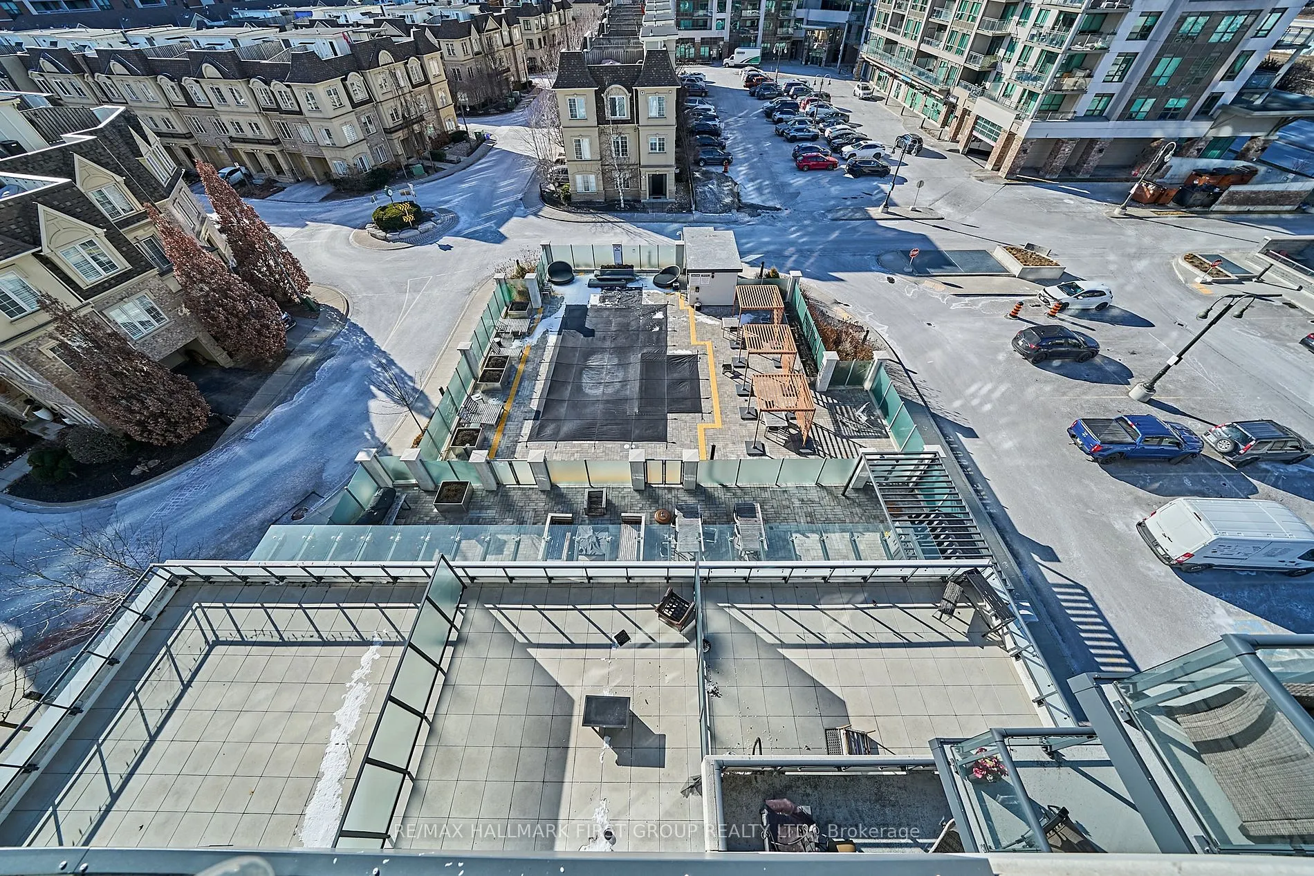 1255 Bayly St, #608