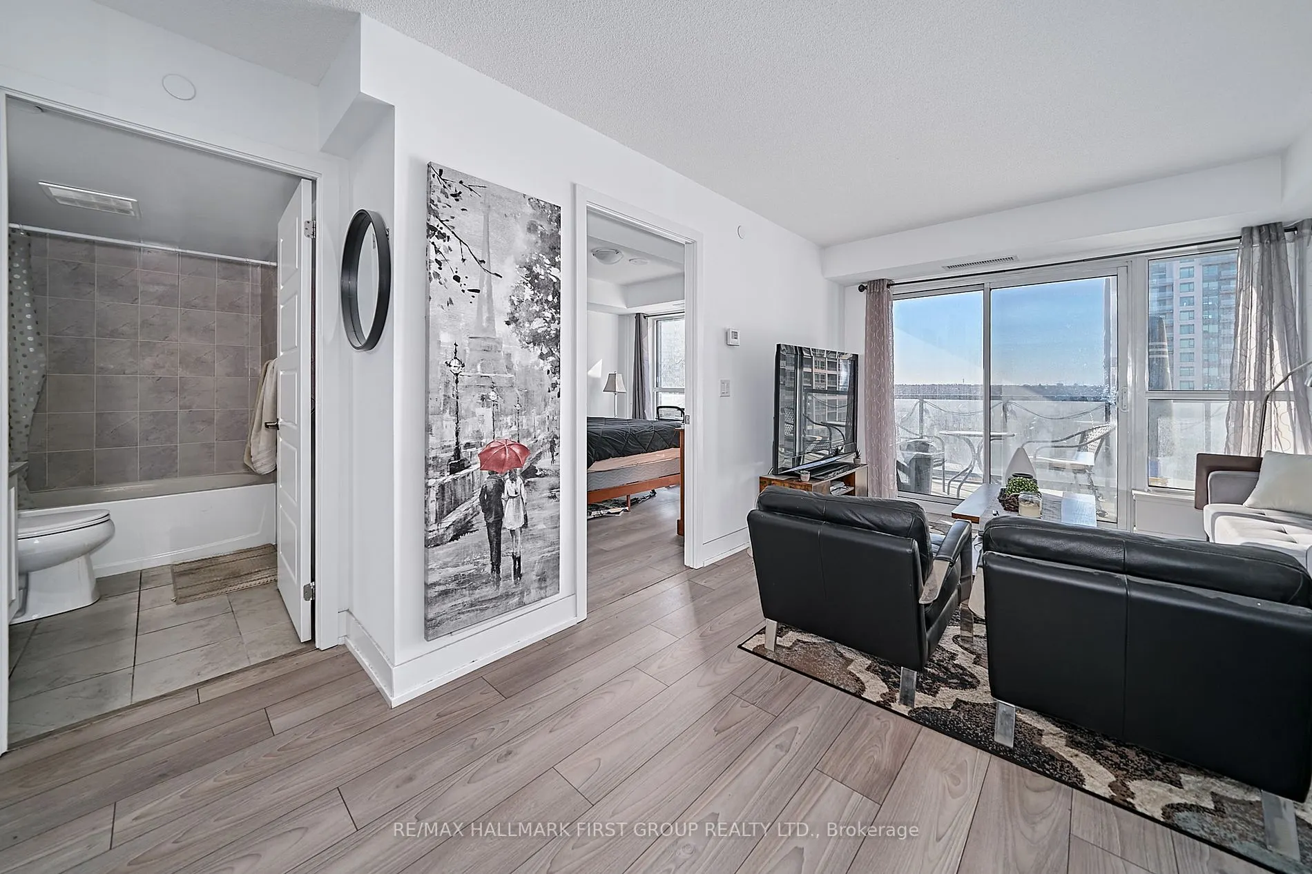 1255 Bayly St, #608