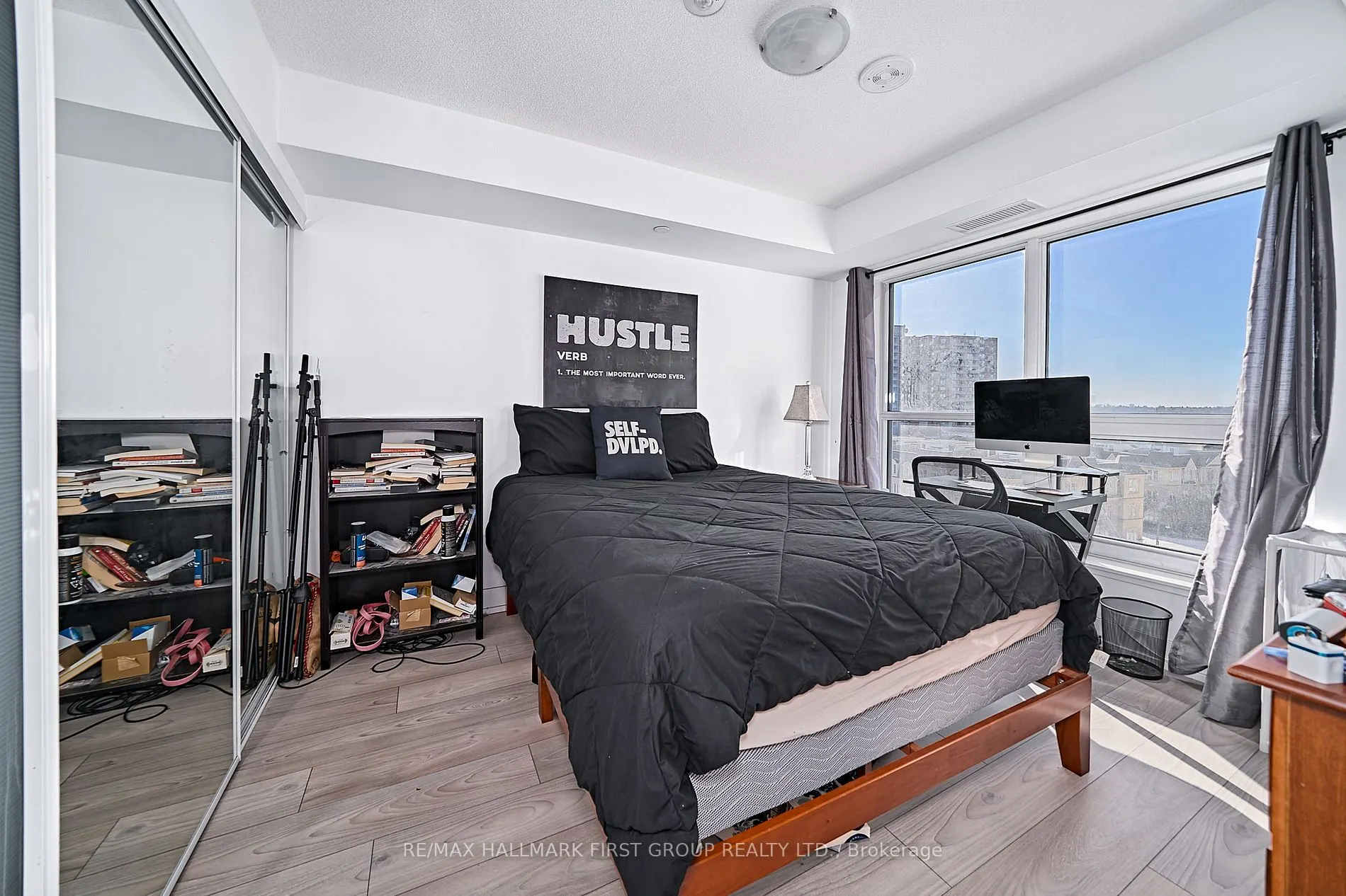 1255 Bayly St, #608