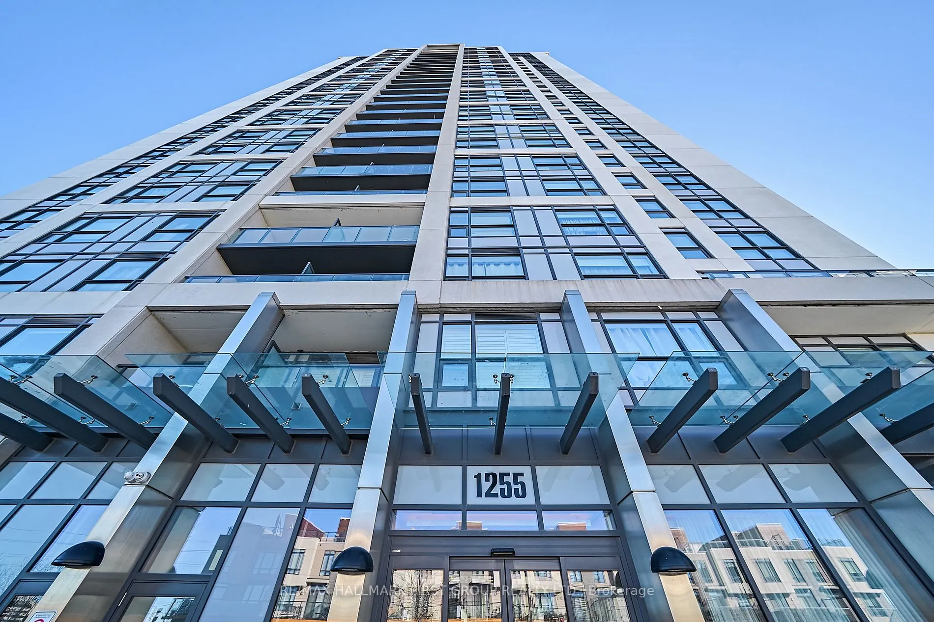 1255 Bayly St, #608