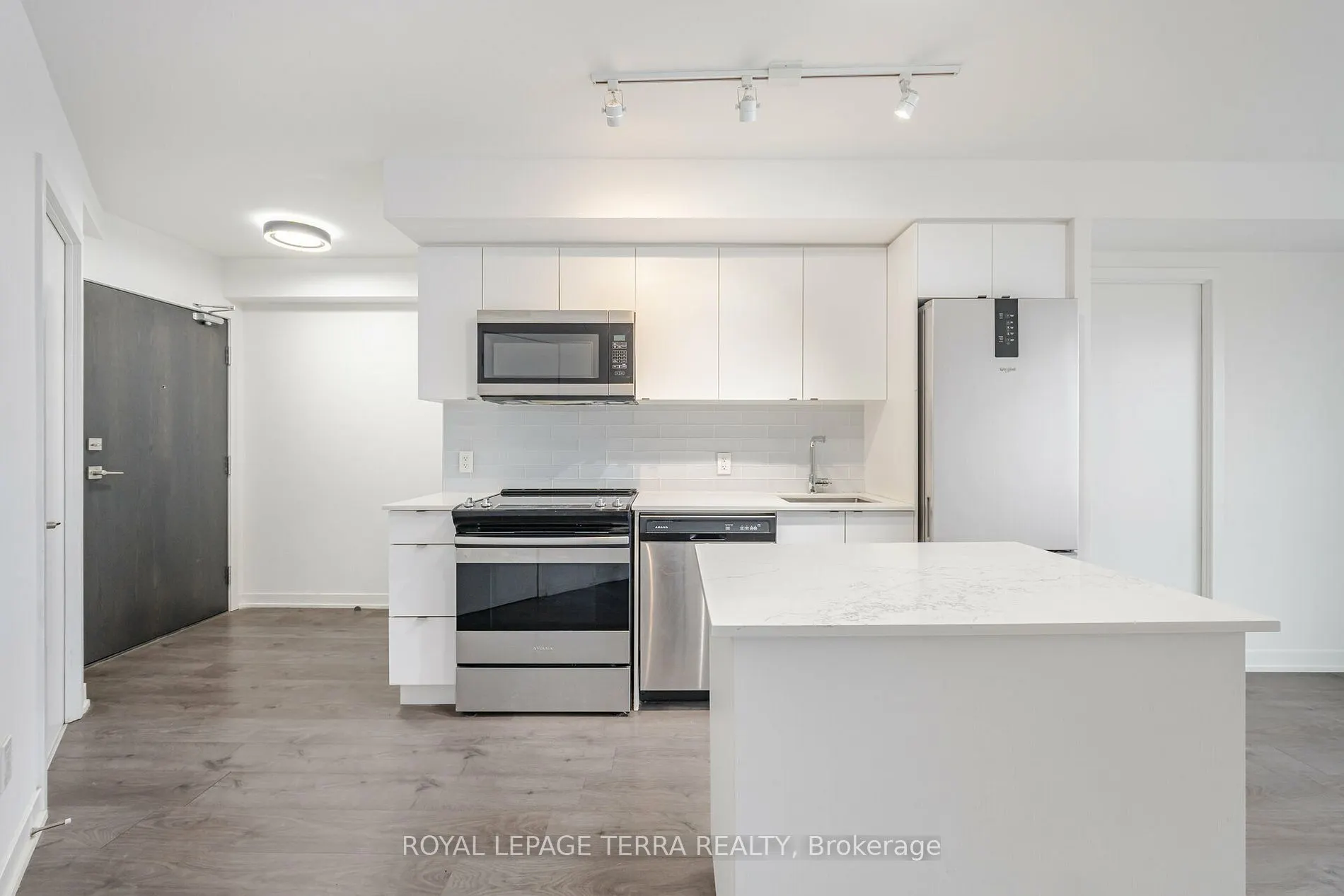 1401 O'connor Dr, #208