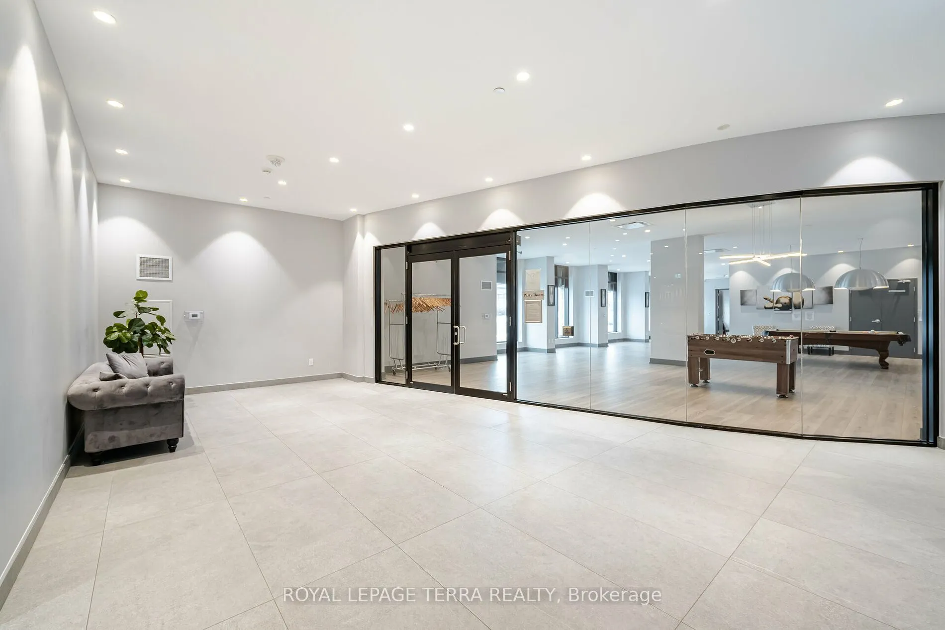 1401 O'connor Dr, #208