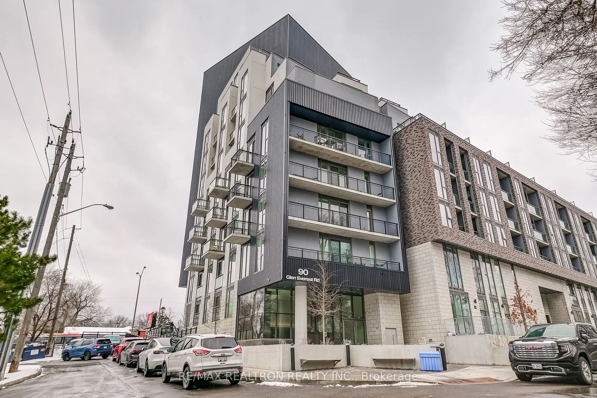 90 Glen Everest Rd, #324