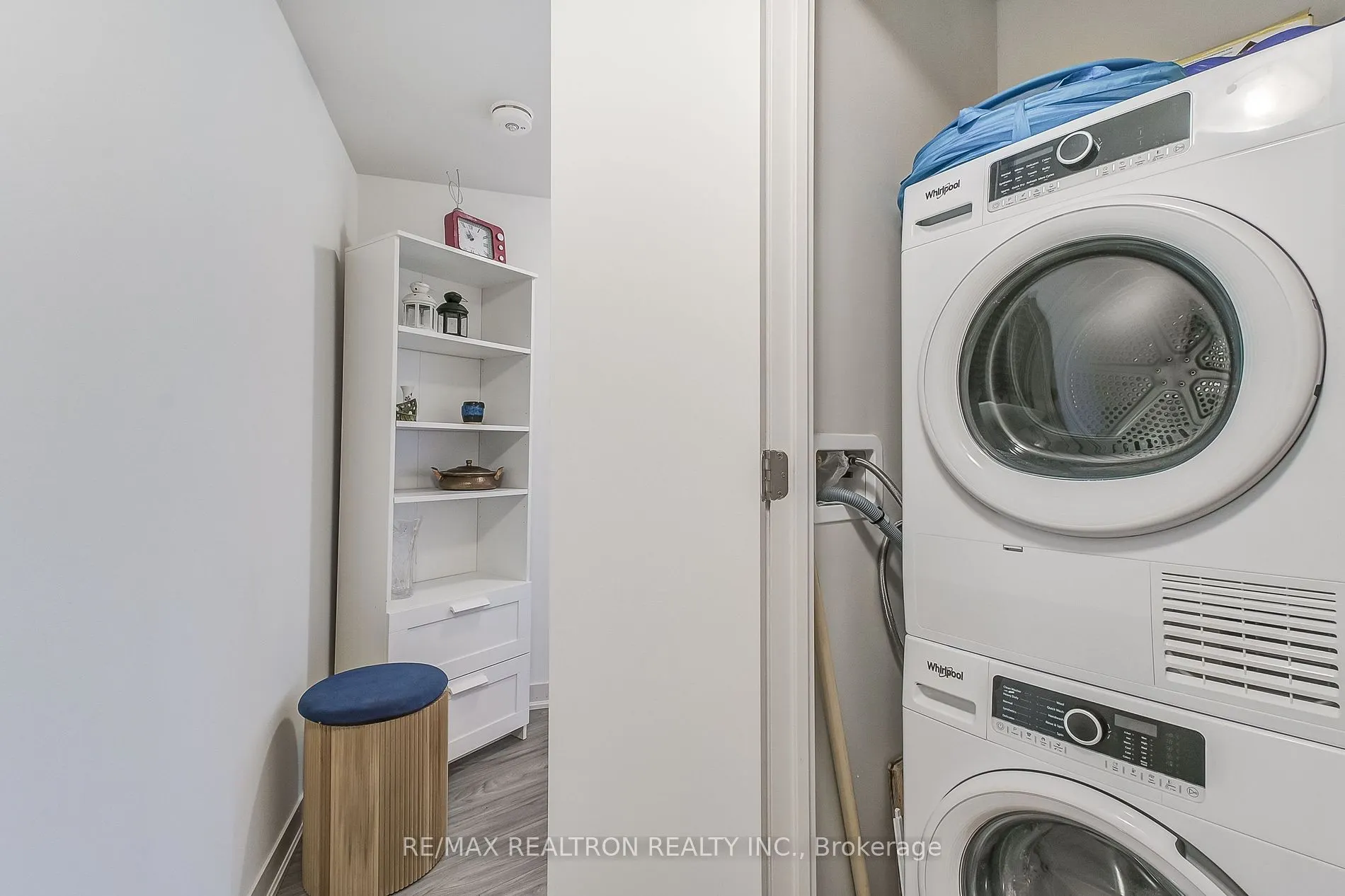 90 Glen Everest Rd, #324