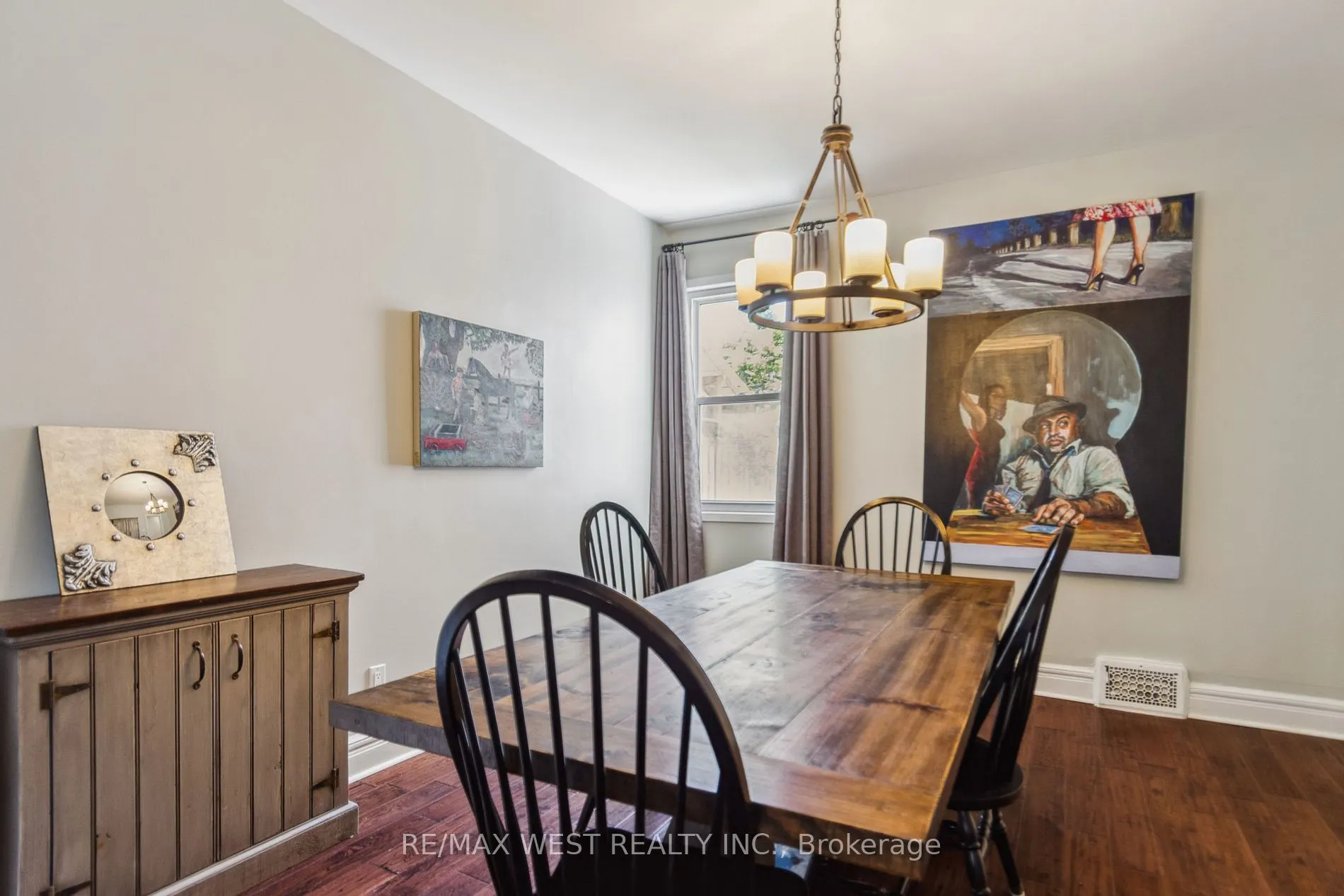 68 Hastings Ave