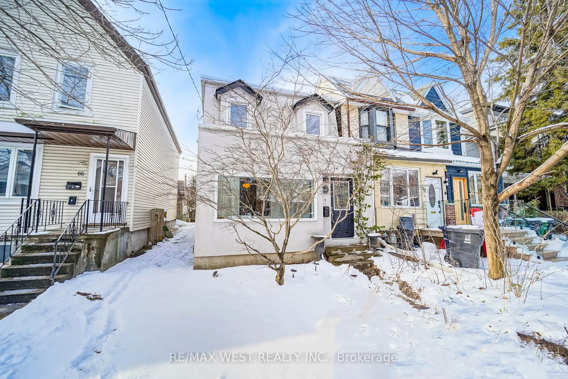 68 Hastings Ave