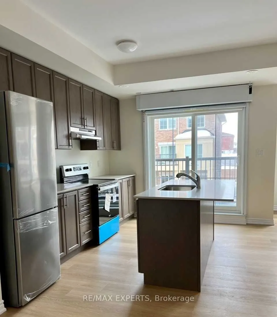 470 Beresford Path, #3