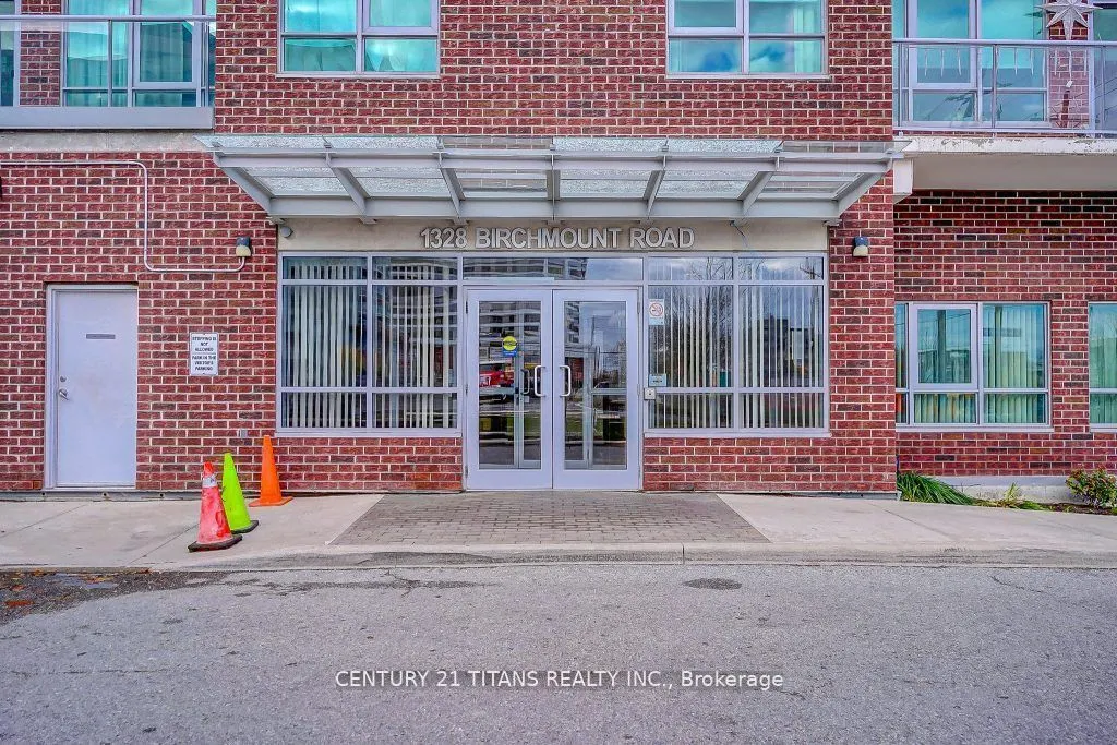 1328 Birchmount Rd, #709