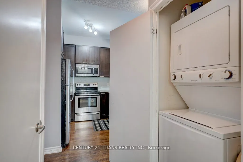 1328 Birchmount Rd, #709
