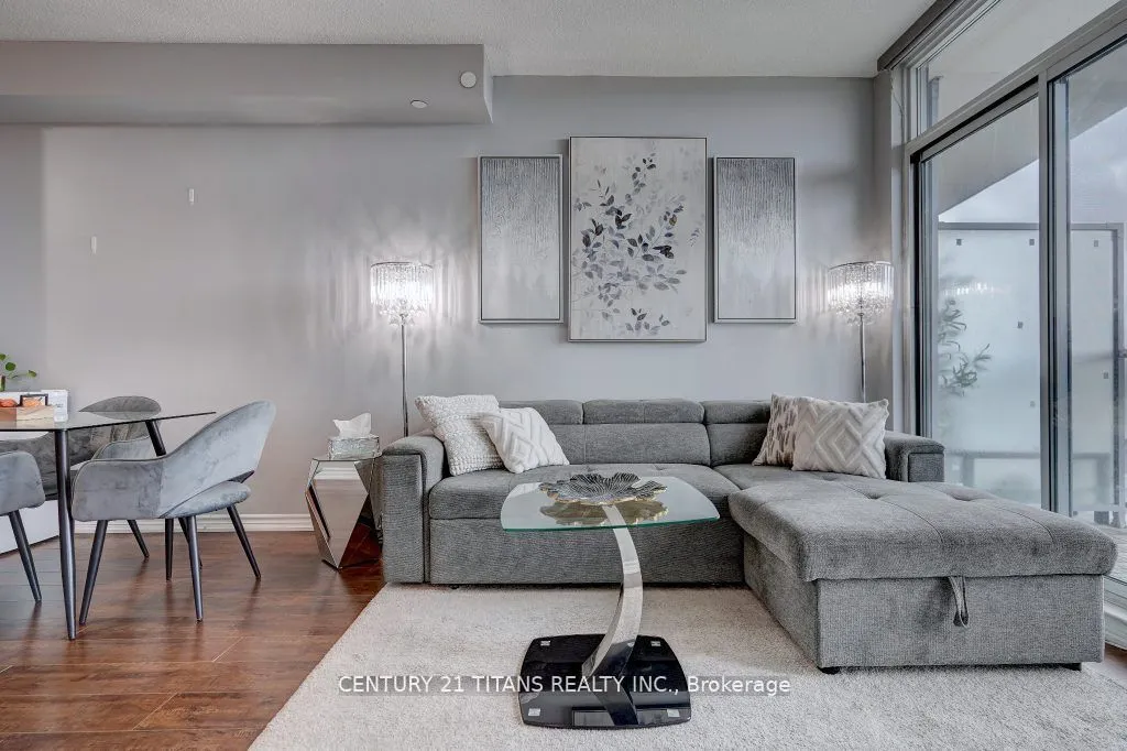 1328 Birchmount Rd, #709