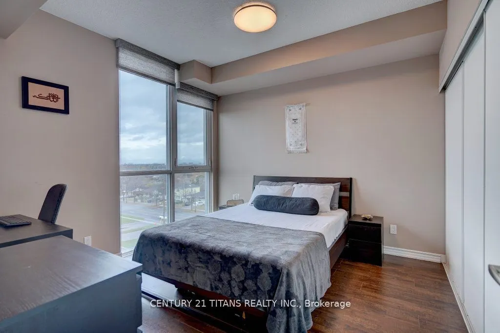 1328 Birchmount Rd, #709
