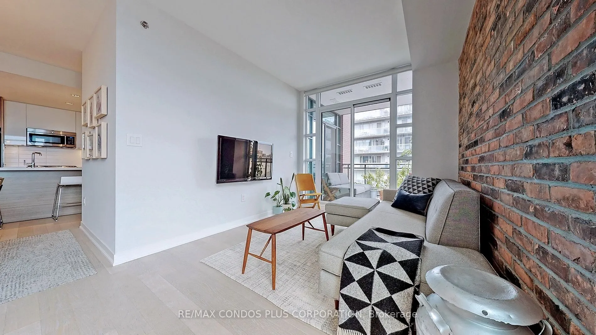 88 Colgate Ave, #518