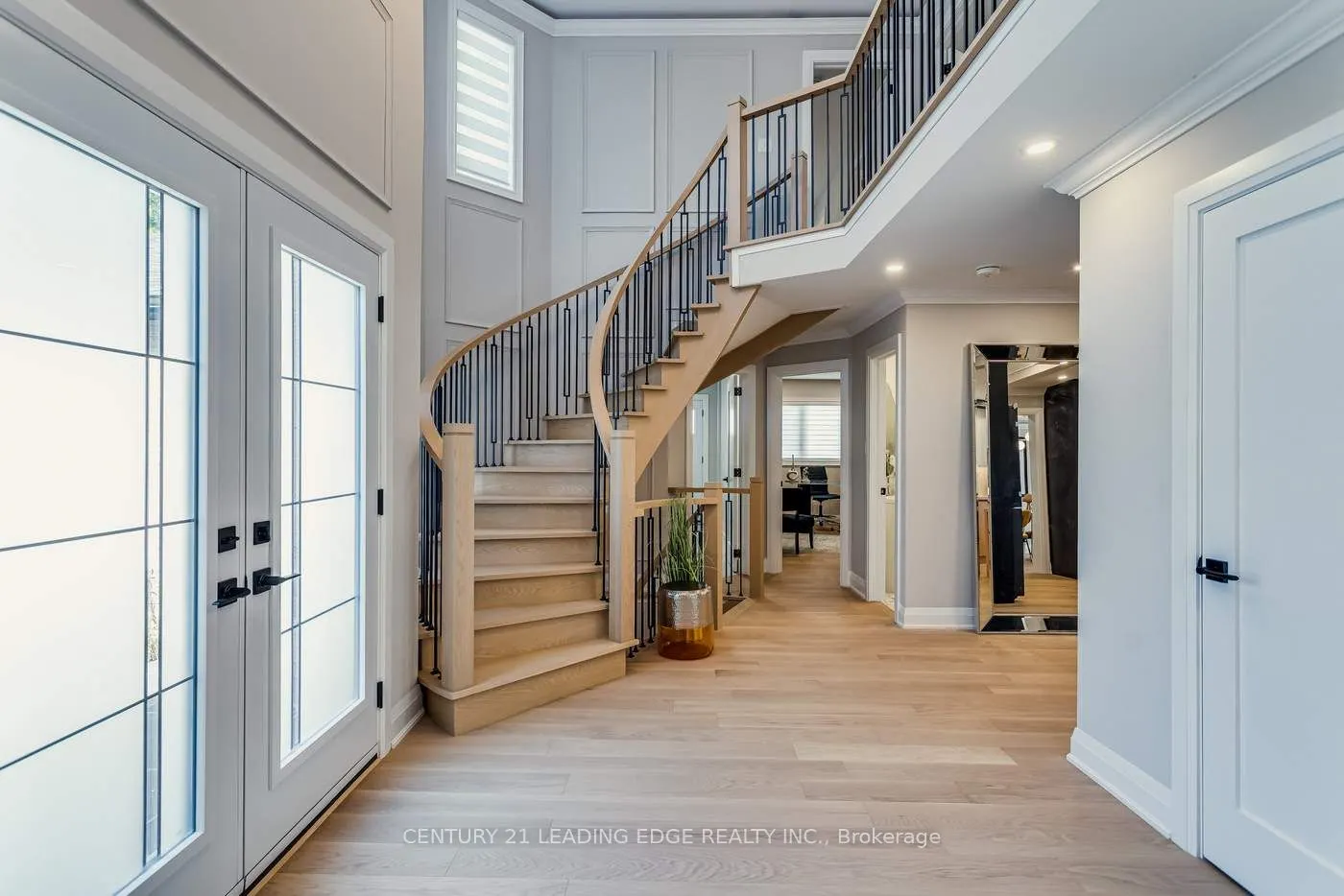 1371 Rougemount Dr