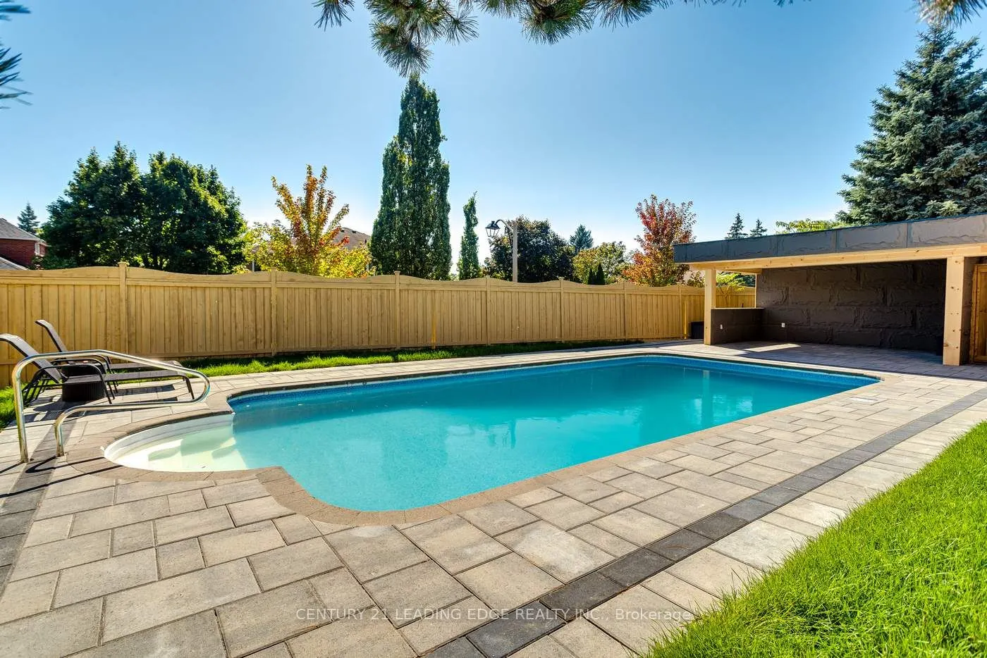 1371 Rougemount Dr