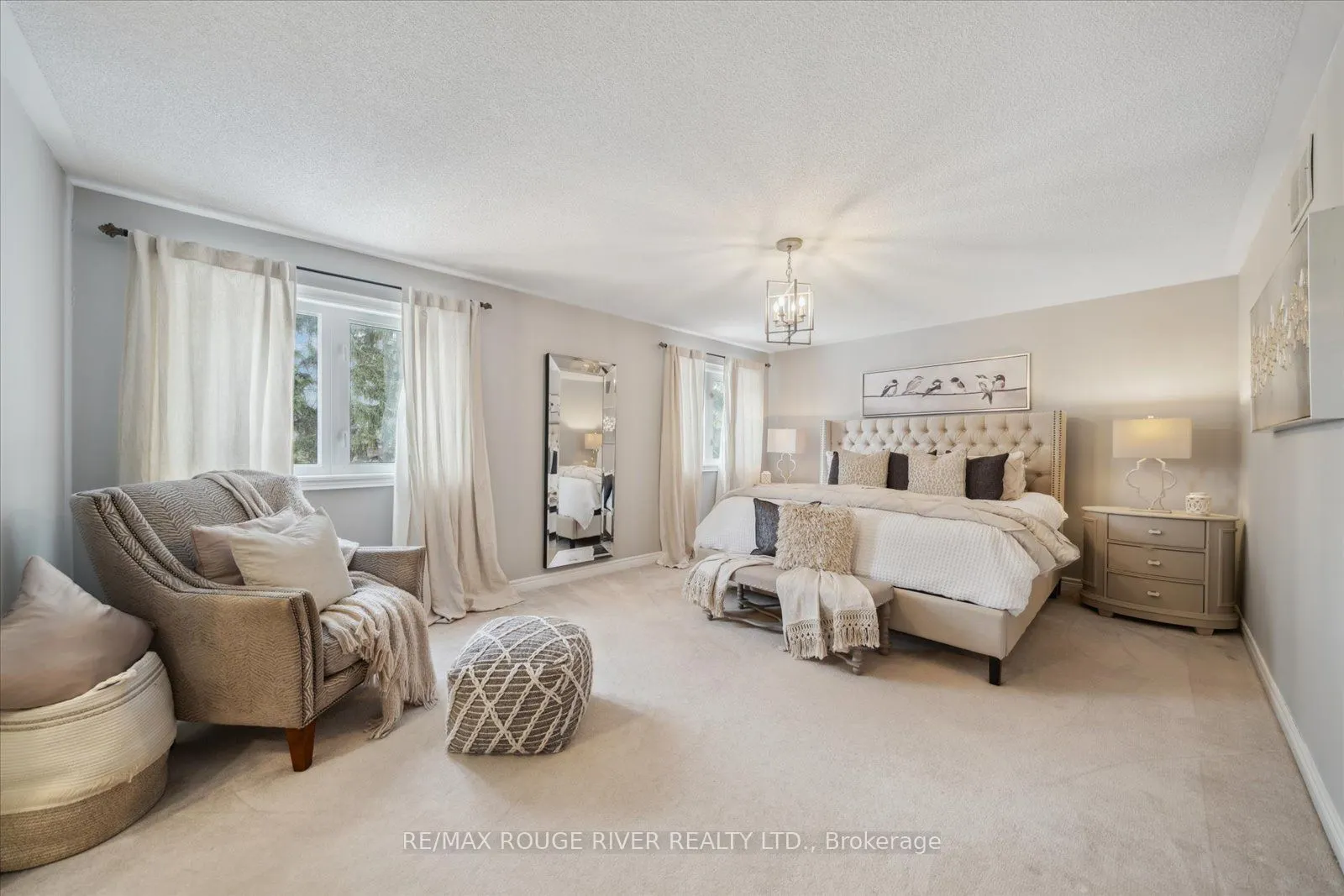 29 Neill Ave