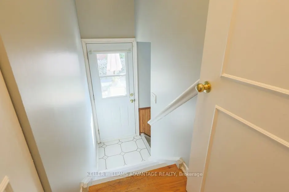 48 Angora St