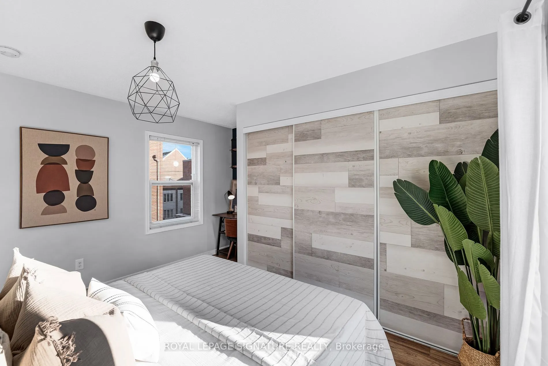 22 Frances Loring Lane, #1