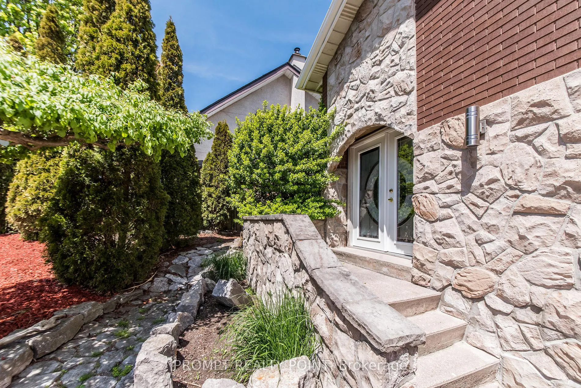 637 Breezy Drive