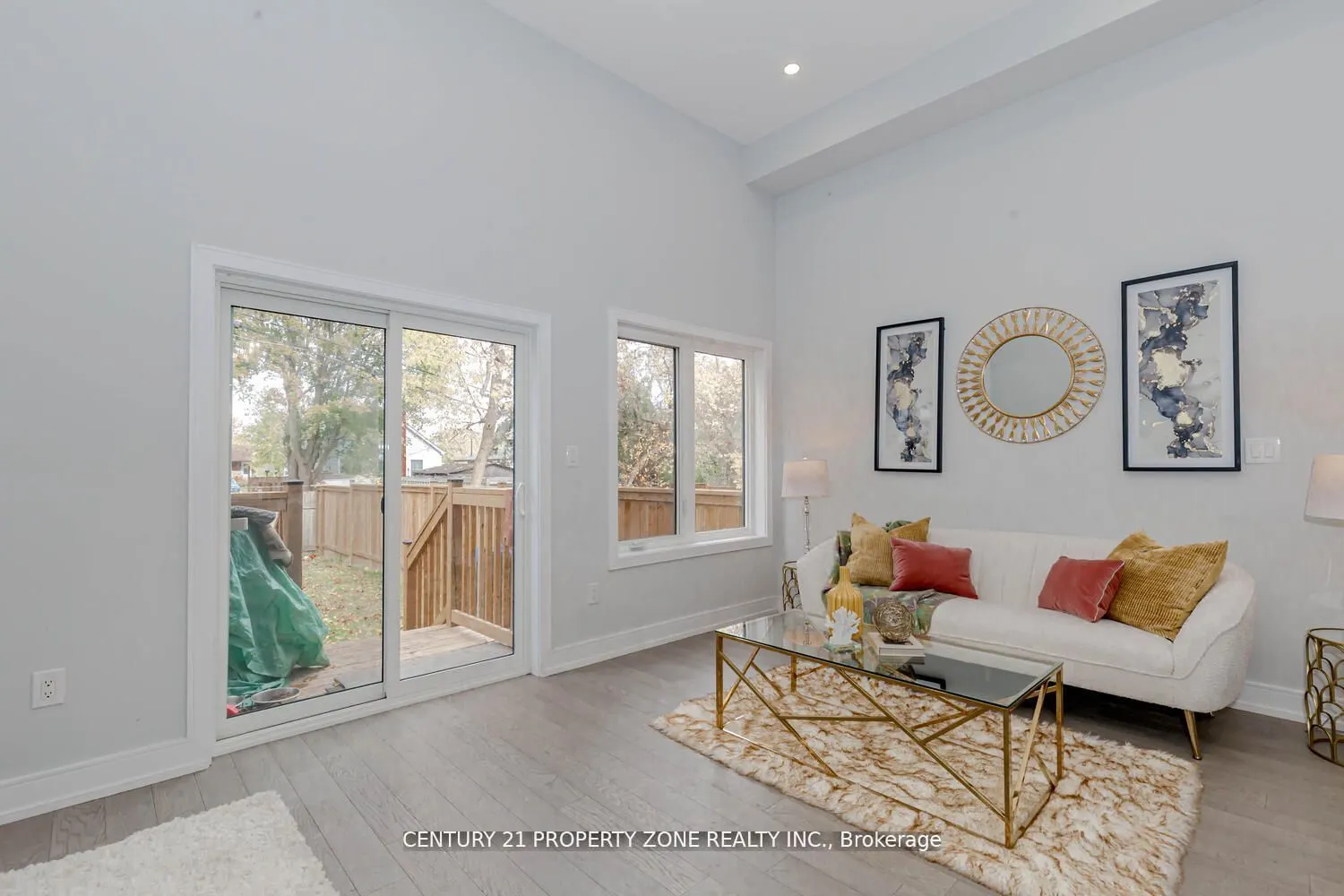 312 Anderson Ave