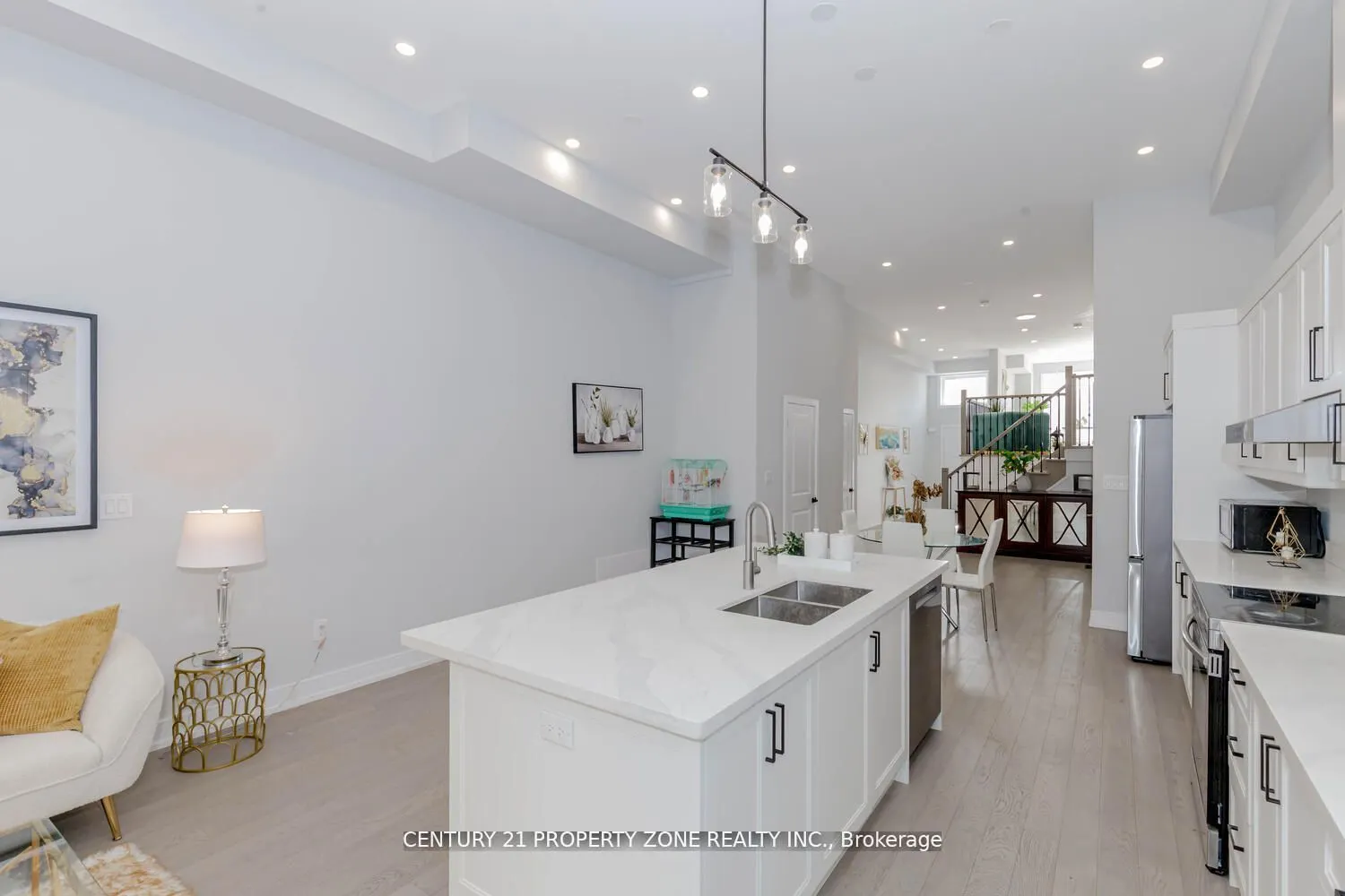 312 Anderson Ave